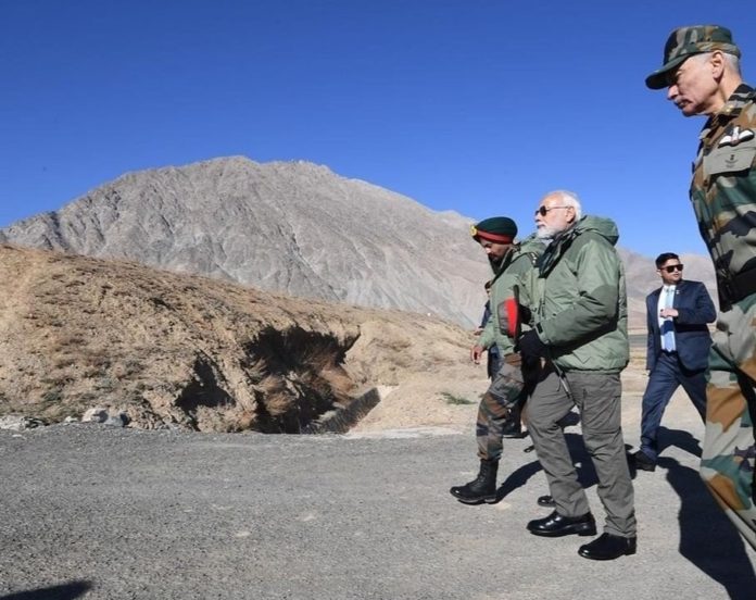 PM modi diwali celebration with kargil army amazing incident