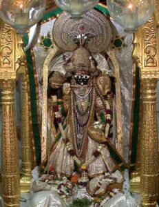 Temple religion Hinduism Dakor Dwarkadhish ranchhodraiji bhakt bodana
