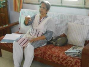 Special Story matrubhasha Gujarati author himanshi shelat